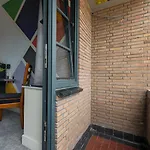 New Near 013 Poppodium With Fast Wifi Апартаменты