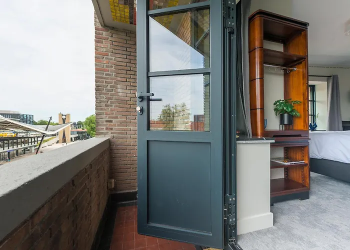 Apartamento New Near 013 Poppodium With Fast Wifi