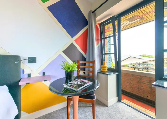 New Near 013 Poppodium With Fast Wifi Tilburg