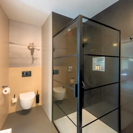 Διαμέρισμα New Near 013 Poppodium With Fast Wifi